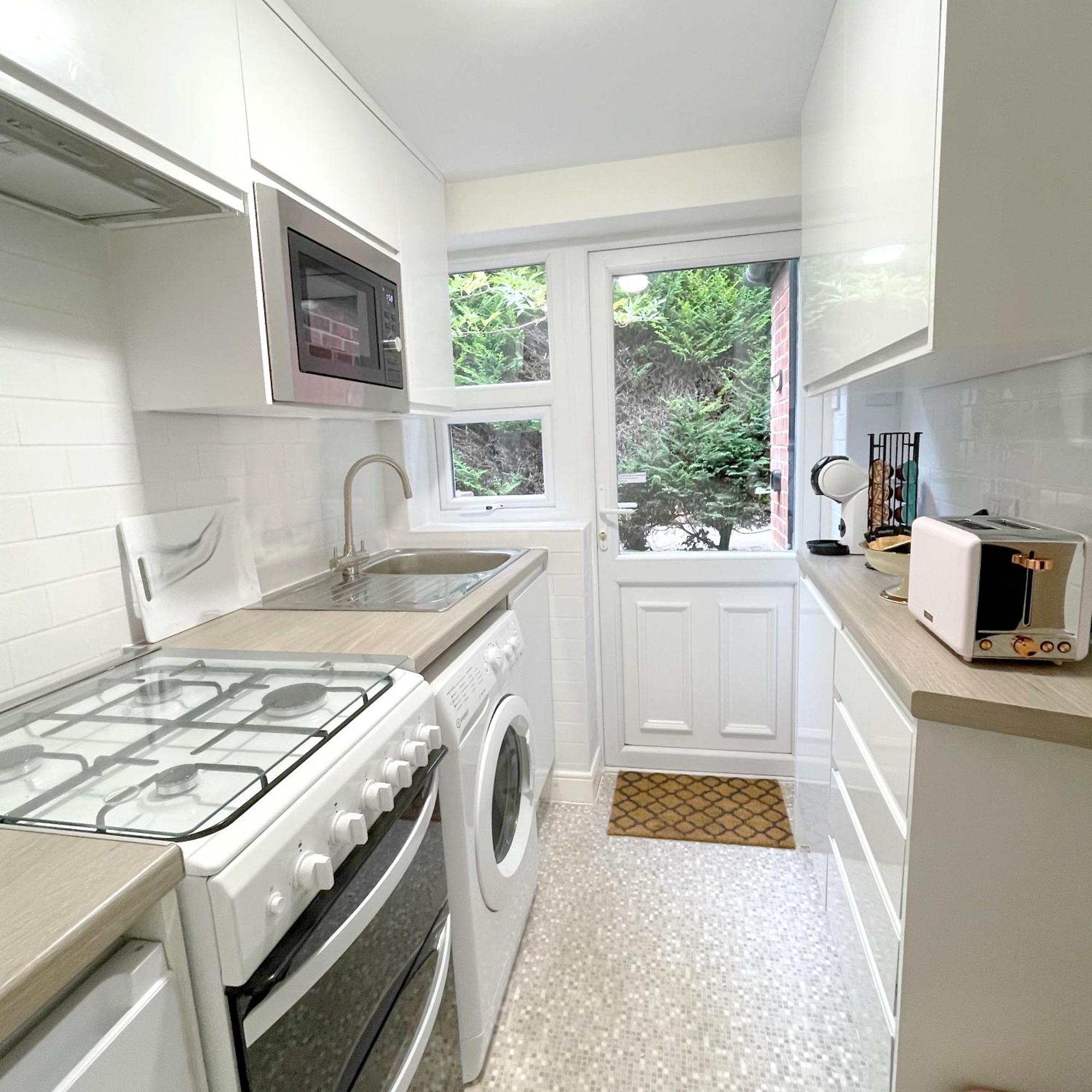 Stylish Cottage In Vibrant Riverside Village ノース・フェリビー エクステリア 写真